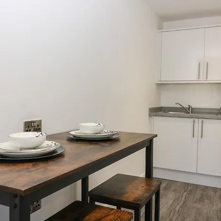 1 بيت للعطل *